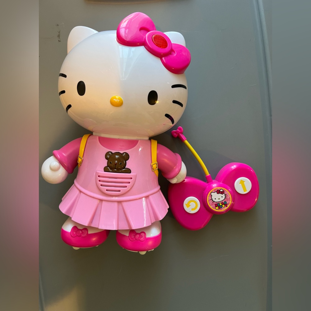 Hello Kitty Pink and White Dancing Doll